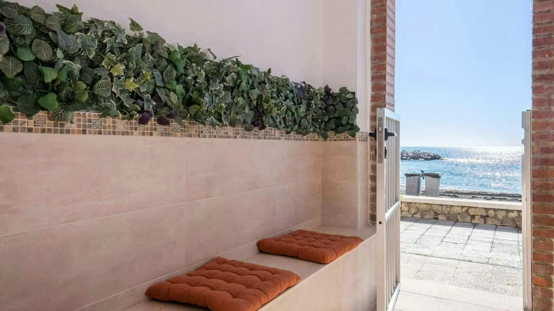 Vistas Al Mar Y Esencia Malaguena En Pedregalejo Apartment Malaga 0*,